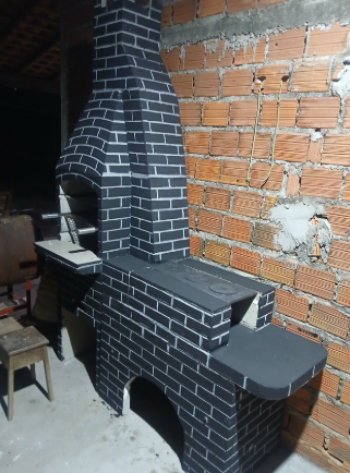 Churrasqueira de 55 centímentros com Fogão.